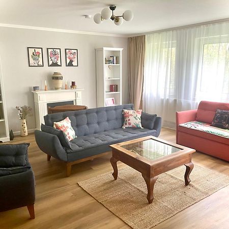 Apartment By The Park, For Bike Lovers Alsfeld Exteriör bild